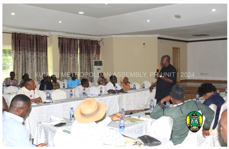 MINISTRY OF LOCAL GOVERNMENT TRAINS KMA MEMBERS