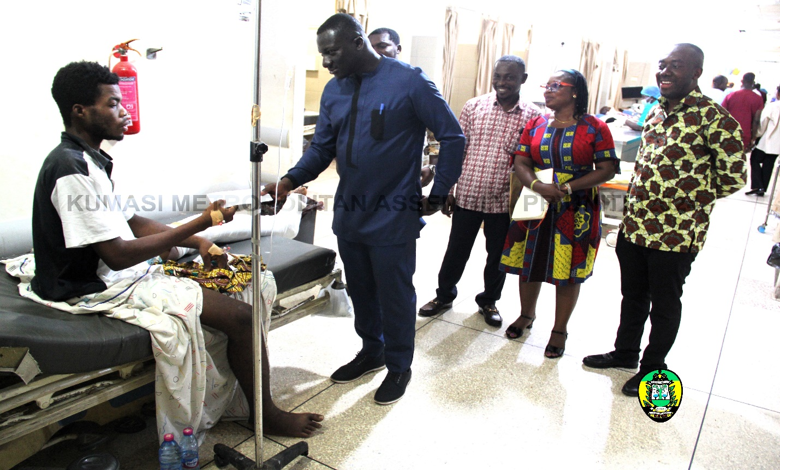 A VICTIM RECEIVING SUPPORT FROM THE KMA AT KATH