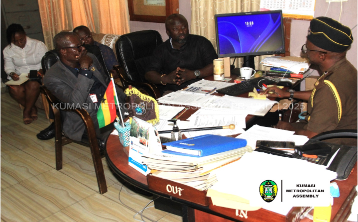 PRISON INMATES TO SUPPORT IMPROVEMENT IN SANITATION IN KUMASI