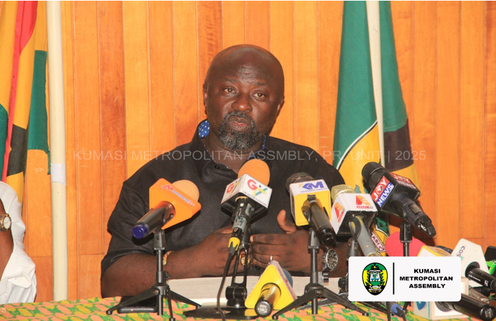 KUMASI MAYOR CRACKS DOWN ON STRAY CATTLE