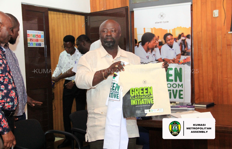 KUMASI MAYOR COMMENDS YCAF GROUPS FOR INNOVATIVE IDEAS