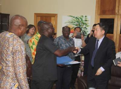 KUMASI MAYOR WOOS CHINESE INVESTORS